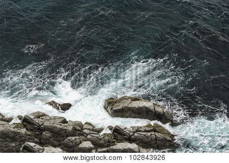 The waves and the wind .
