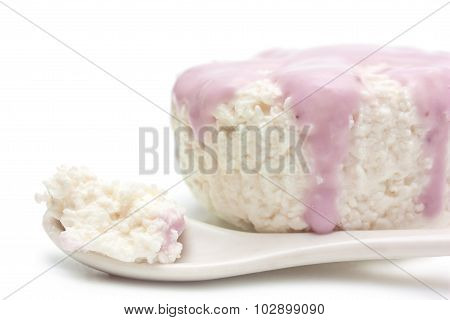 Spoon cottage cheese dessert macro