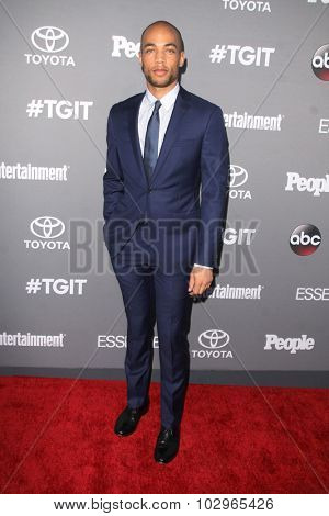 LOS ANGELES - SEP 26:  Kendrick Sampson at the TGIT 2015 Premiere Event Red Carpet at the Gracias Madre on September 26, 2015 in Los Angeles, CA