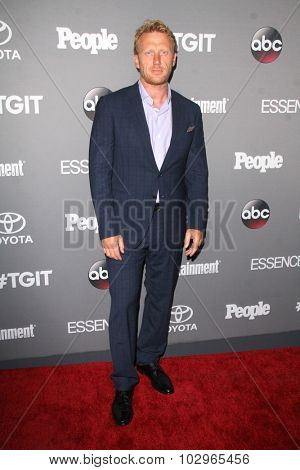 LOS ANGELES - SEP 26:  Kevin McKidd at the TGIT 2015 Premiere Event Red Carpet at the Gracias Madre on September 26, 2015 in Los Angeles, CA