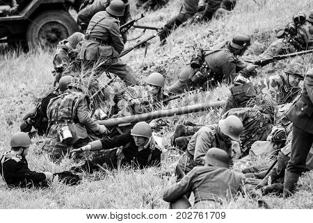 Battle remake with soldiers.The VIII International Festival of Military History and remake for the battle 