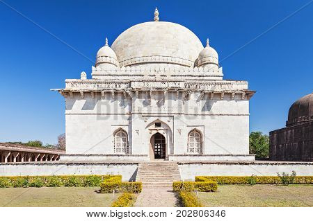 Hoshang Shah Tomb
