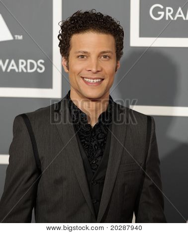 LOS ANGELES - FEB 13: Justin Guarini arrives at the 2011 Grammy Awards on February 13, 2011 in Los Angeles, CA