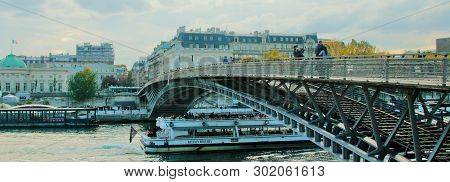 Paris, France,10/27/2015 Illustrative Editorial Panoramic View Of The Bridge Of Leopold Sedar Sengor