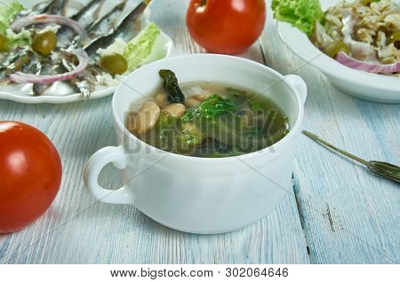 Italian-american Escarole And Bean Soup