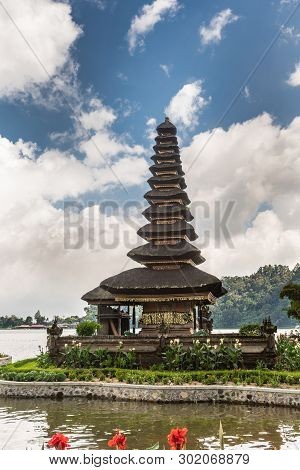 Bali, Indonesia - February 25, 2019: Ulun Danu Beratan Temple Complex In Bedoegoel. Tengahing Segara