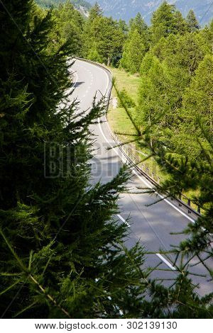 Winding Road Around The Lake (switzerland - Europe)