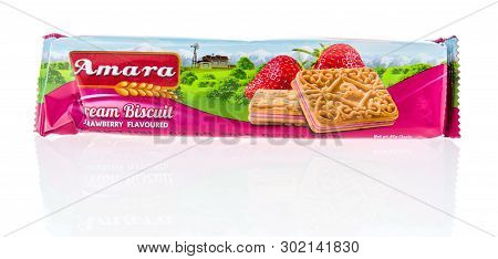 Winneconne, Wi - 16 May 2019 : A Package Of Amara Cream Cookies On An Isolated Background