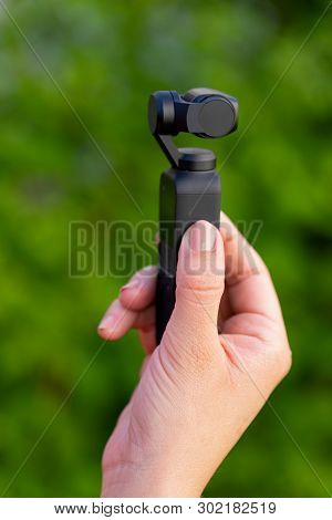 Close Up Picture Of Black Osmo Device, Pocket Camera - Ideal Tool For Travel Photography And Videogr