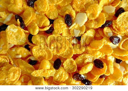 Crispy Corn Flakes And Raisin Background, Crunchy Breakfast, Crunchy Corn Flakes