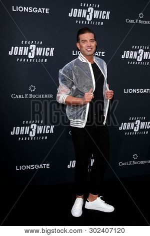 LOS ANGELES - MAY 15:  Omar Sharif Jr at the 