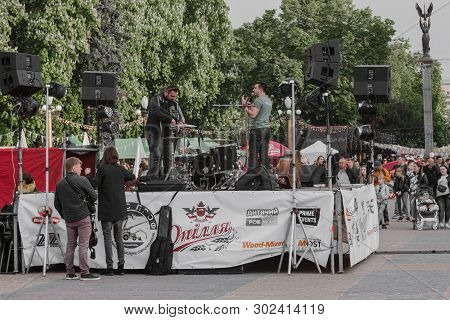 Ternopol,ukraine-may 11 2019: Festival - Ternopil Gate 2019 In Ternopil,on Theater Square,ukraine