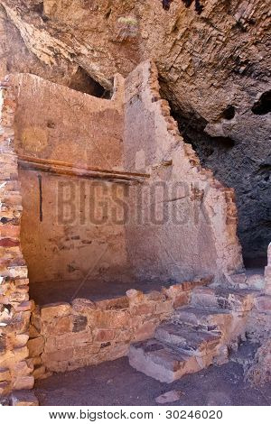 Innere des Salado Cliff dwelling