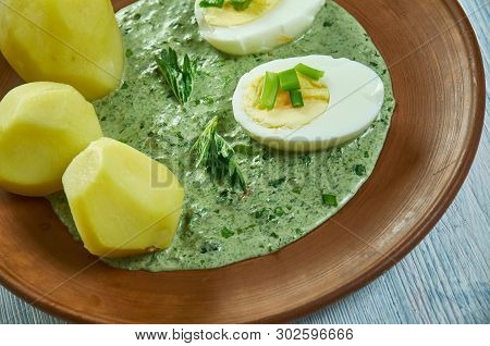 Frankfurter  Green Sauce