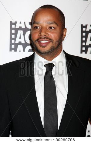 LOS ANGELES - FEB 18: Donald Faison kommt bei den 62nd Annual ACE Eddie Awards bei den Beverly-Griff