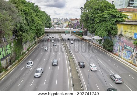 Sao Paulo Sp, Brazil - March 03, 2019: View Of Radial Leste Avenue, East-west Link. Large Arterial A