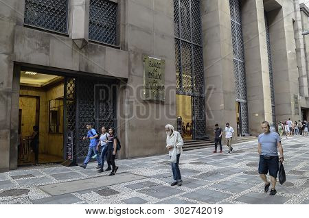 Sao Paulo Sp, Brazil - March 06, 2019: Facade Of Banco Do Estado De Sao Paulo S.a. At Joao Bricola S