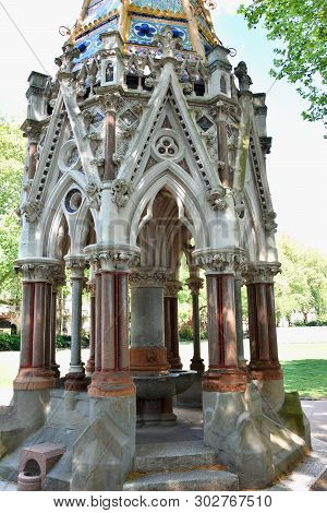 Buxton Memorial Fountain, A Memorial And Drinking Fountain In Victoria Tower Gardens, Millbank, West