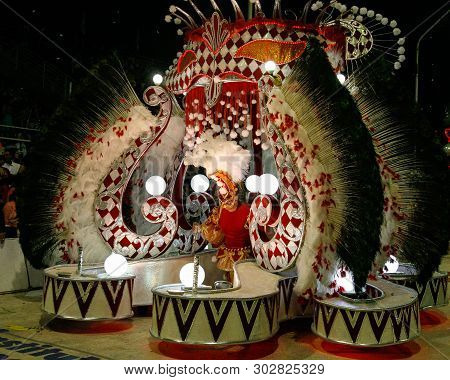 Gualeguaychu, Argentina - March 6 2011: Samba Dancers Appearing In The Carnival Parade One Of The Mo
