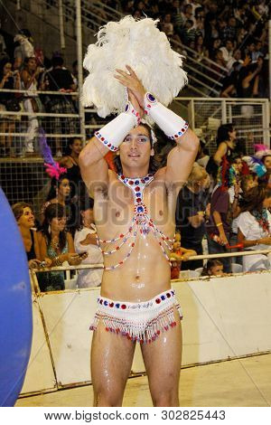 Gualeguaychu, Argentina - March 6 2011: Samba Dancers Appearing In The Carnival Parade One Of The Mo