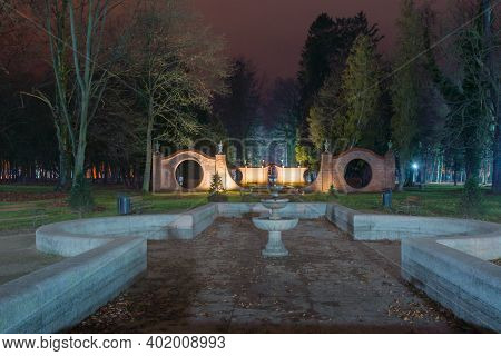 911 / 5000\nwyniki Tłumaczenia\nmanor Park In Iłowa.\niłowa, A Small Town In Western Poland. There I