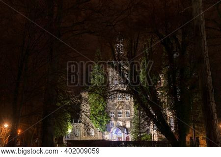 Iłowa, A Small Town In Western Poland. There Is A Historic Manor Park In The City. The Czerna Mała R