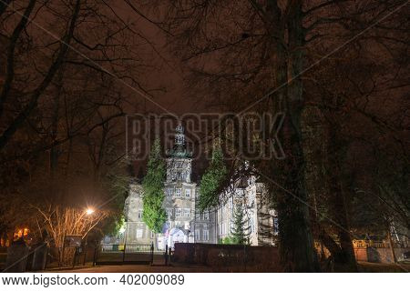 Iłowa, A Small Town In Western Poland. There Is A Historic Manor Park In The City. The Czerna Mała R
