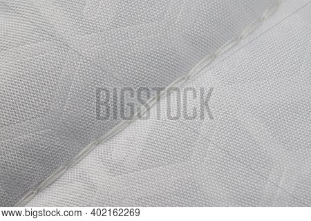 White Blanket With Polyester Filling, Cotton Cover, Quilted With Machine-stitched Chain Stitch