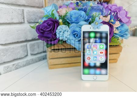 Chiang Mai, Thailand - Sep. 26,2020: Apple Iphone  8 Plus With Icons Of Social Media On Screen And P