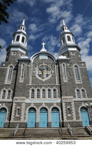 Quebec, a histórica Igreja de Louiseville