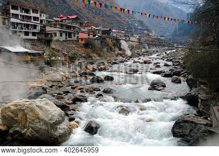 Natural Hotwater Spring In Manikaran Himachal Pradesh