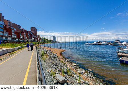 Summer, 2016 - Vladivostok, Russia - Water Area Of Fedorov Bay In Vladivostok. Walking Area Near The