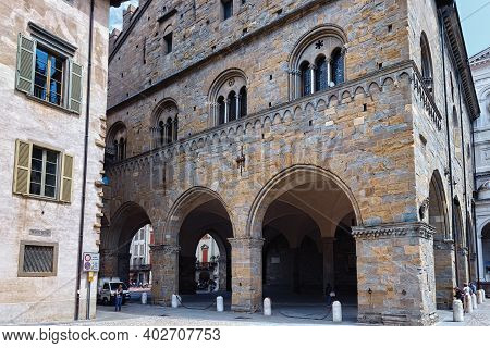 Bergamo, Italy - May 22, 2019: The Building Of The Cathedral Museum And Treasury (museo Del Tesoro D