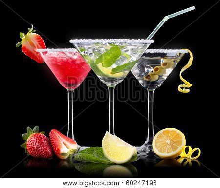 alcohol cocktail set with summer fruits