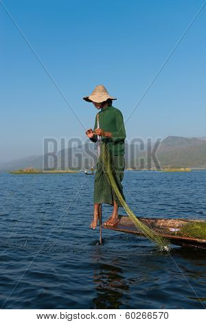 Unique Leg Rowing Style And Fishing In Burma