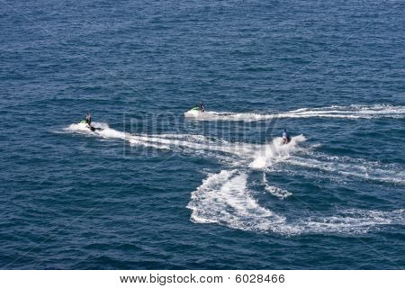 Üç Jet Ski