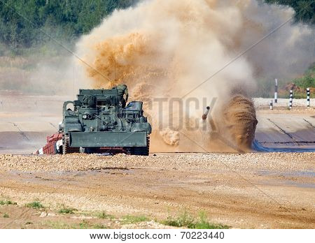 Tank Passing Fords