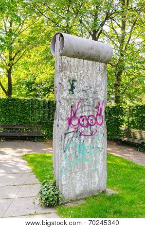 Original Element Berlin Wall