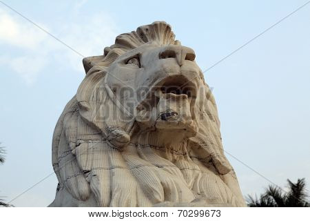 KOLKATA,INDIA - FEBRUARY 10: Antique Lion Statue at Victoria Memorial Gate, Kolkata, India, sculptured by Vincent Esch in Kolkata, West Bengal, India on February 10,2014. 
