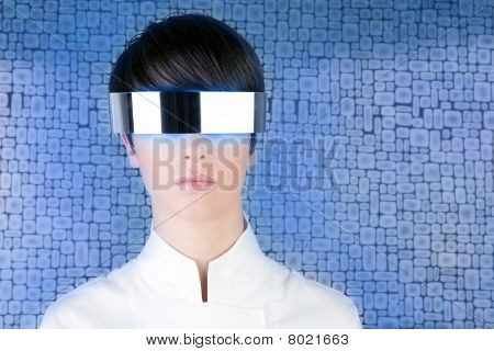 Silber futuristisch Gläser moderne Frau portrait