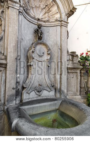 Manneken Pis Statue In Brussels