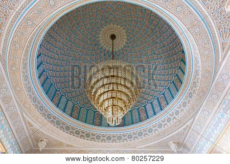 Luster Inside Of The Grand Mosque