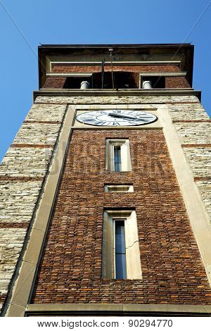 In Gorla  Old     The   Wall  And Church Tower Bell Sunny Day