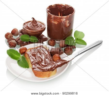 Bread with chocolate cream