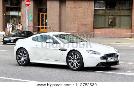 Aston Martin Vantage