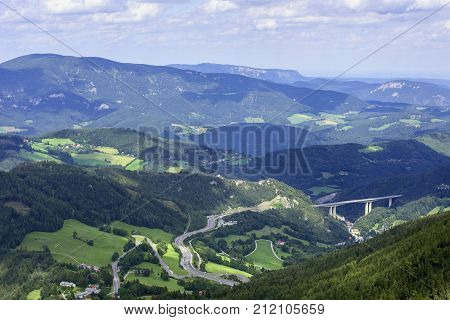 Alpen View To Valley Highway
