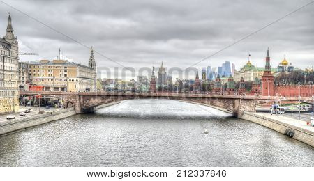 MOSCOW RUSSIA - November 04.2017: Urban landscape. Views of the Moskva river Kremlin and Bolshoy Moskvoretsky Bridge