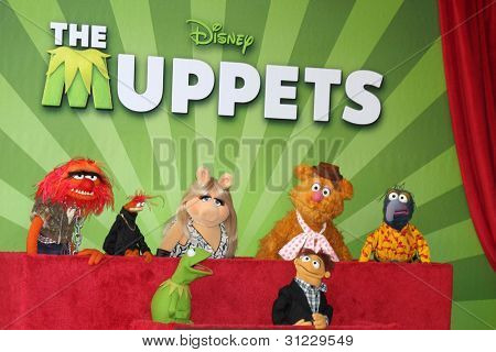 LOS ANGELES - MAR 20:  Muppets at the Hollywood Walk of Fame Star Ceremony for The Muppets at the El Capitan Theater on March 20, 2012 in Los Angeles, CA