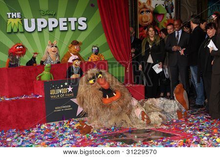 LOS ANGELES - MAR 20:  Muppets at the Hollywood Walk of Fame Star Ceremony for The Muppets at the El Capitan Theater on March 20, 2012 in Los Angeles, CA