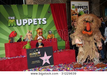 LOS ANGELES - MAR 20:  Muppets at the Hollywood Walk of Fame Star Ceremony for The Muppets at the El Capitan Theater on March 20, 2012 in Los Angeles, CA